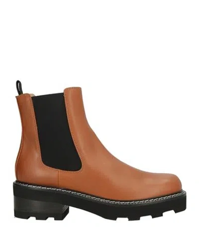 Gabriela Hearst Woman Ankle Boots Tan Size 7.5 Leather In Brown