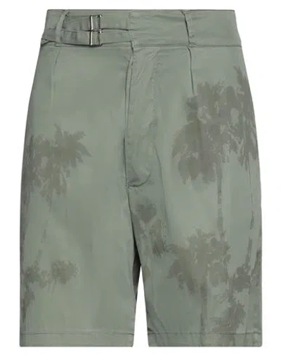 Gaelle Paris Gaëlle Paris Man Shorts & Bermuda Shorts Military Green Size 30 Lyocell, Cotton, Elastane
