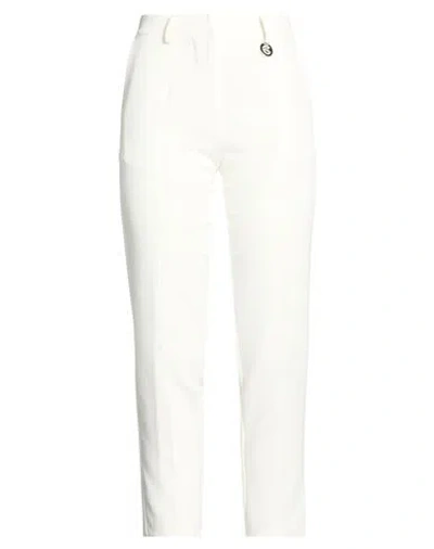 Gaelle Paris Gaëlle Paris Woman Pants White Size 4 Polyester, Elastane