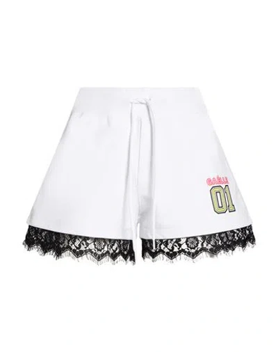 Gaelle Paris Gaëlle Paris Woman Shorts & Bermuda Shorts White Size 2 Cotton, Polyester