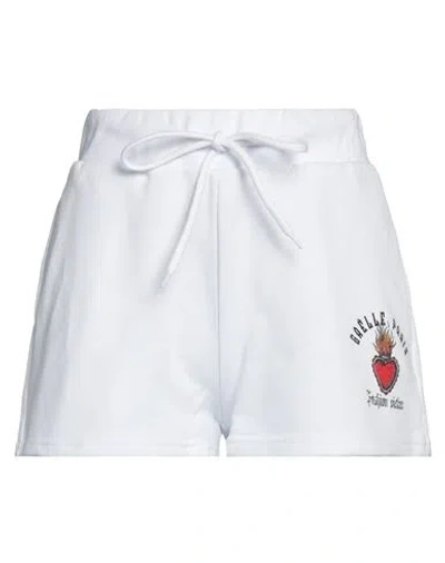 Gaelle Paris Gaëlle Paris Woman Shorts & Bermuda Shorts White Size 3 Cotton