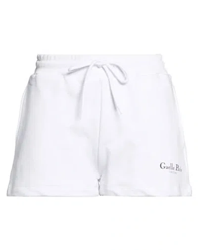 Gaelle Paris Gaëlle Paris Woman Shorts & Bermuda Shorts White Size L Cotton