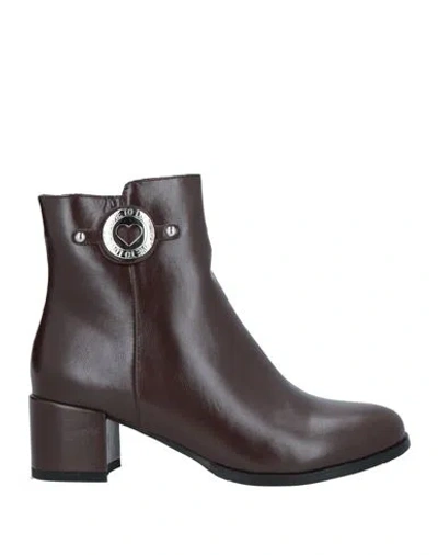 Gai Mattiolo Woman Ankle Boots Dark Brown Size 8 Textile Fibers