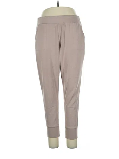 Pre-owned Gaiam Casual Pants In Gray