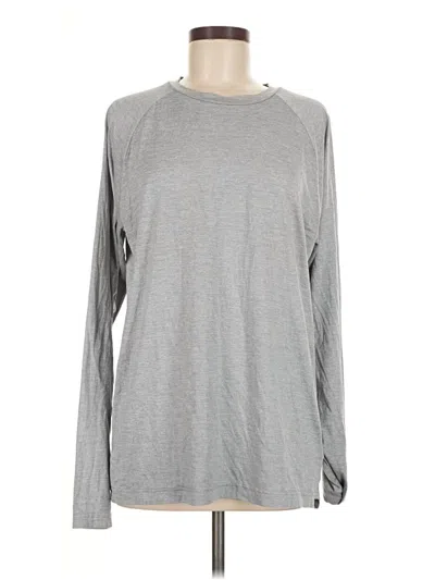 Pre-owned Gaiam Long Sleeve T-shirt In Gray