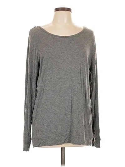 Pre-owned Gaiam Long Sleeve T-shirt In Gray