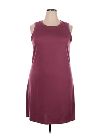 Pre-owned Gaiam Sleeveless T-shirt In Burgundy