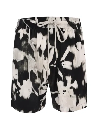 Gaëlle Patterned Bermuda Shorts In Black