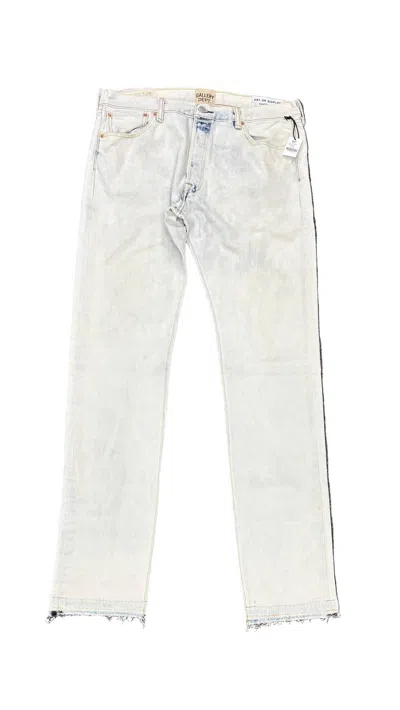 Gallery Dept. Men's Art On Display Jeans In Light Wash Indigo Blue In Multi