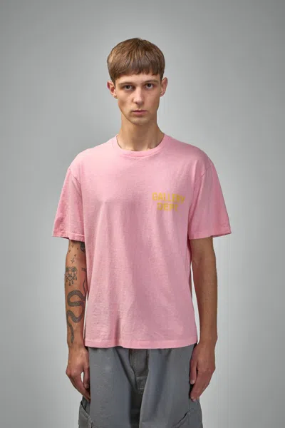 Gallery Dept. Souvenir Tee In Pink