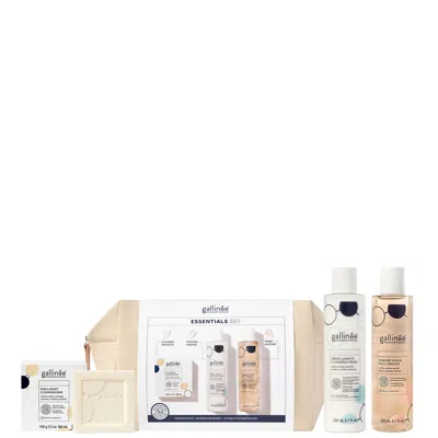 Gallinée Essentials Set In White