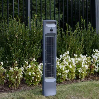 Gama Sonic Gray Commercial Landscape Solar Powered Integrated Led Bollard Light In Powder Coated Finish;gray;grey;gris
