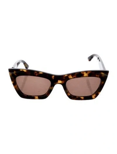 Pre-owned Ganni Cat-eye Tinted Sunglasses In Brown