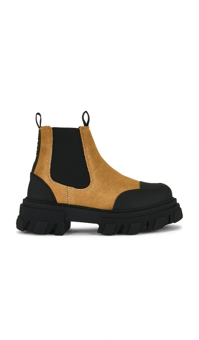 GANNI CLEATED CHELSEA BOOT