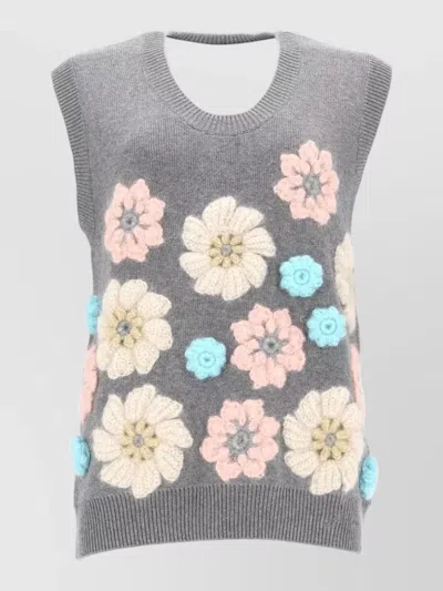 Ganni Crew Neck Knit Gilet Floral Appliqué In Gray