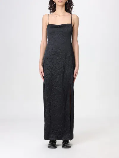 Ganni Midikleid Aus Stretch-satin In Knitteroptik In Schwarz