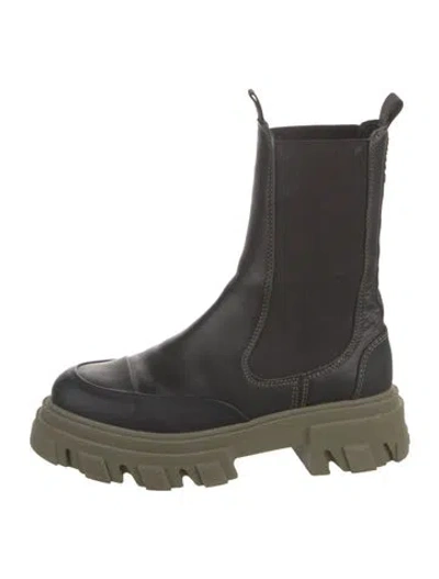 Pre-owned Ganni Leather Chelsea Boots In Black