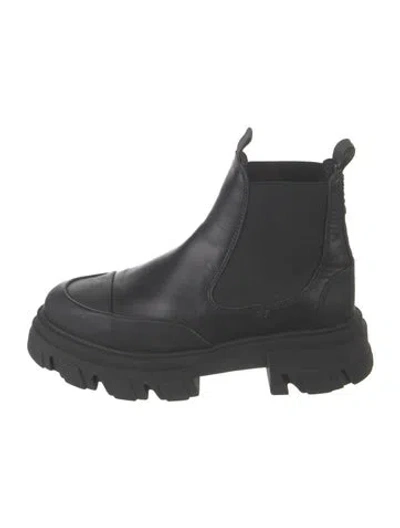 Pre-owned Ganni Leather Chelsea Boots In Black