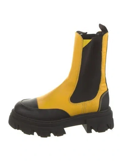 Pre-owned Ganni Leather Chelsea Boots In Black