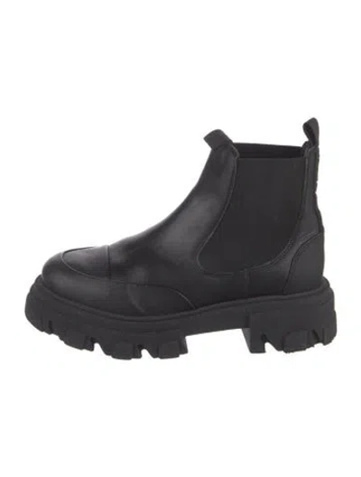 Pre-owned Ganni Leather Chelsea Boots In Black