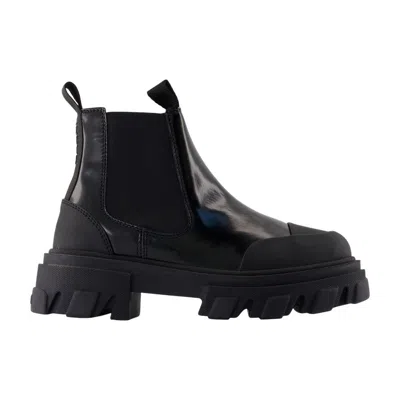Ganni Low Chelsea Ankle Boots In Black
