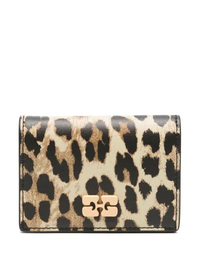Ganni Mini Closure Wallet With Metal Logo In Beige