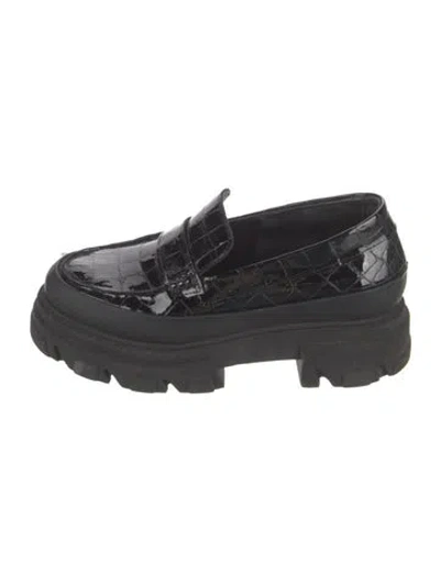 Pre-owned Ganni Patent Leather Loafers In Black