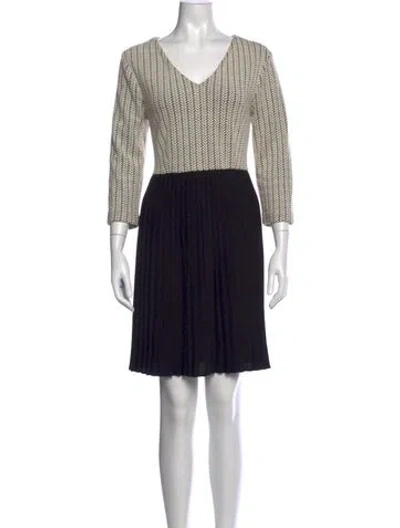 Pre-owned Ganni Patterned V-neck Sweater