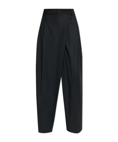 Ganni Pleated Casual Pants In Black