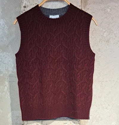 Ganni Sleeveless Sweater Vest In Red