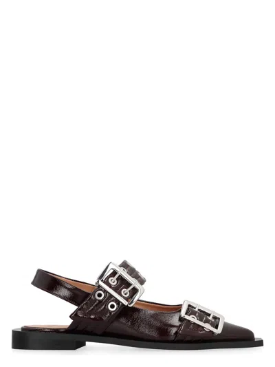 GANNI WOMEN'S FEMININE BUCKLE ECO-LEATHER SLINGBACK PUMPS