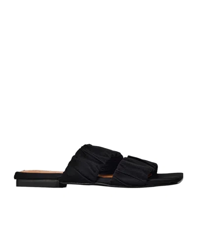 Ganni Wrinkled Slippers In Black