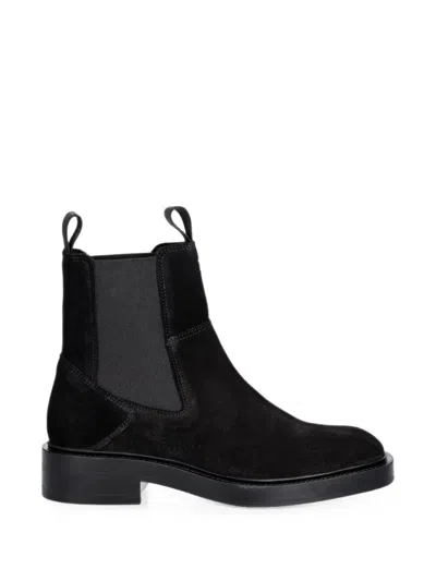 Gant Chelsea Suede Boots In Black