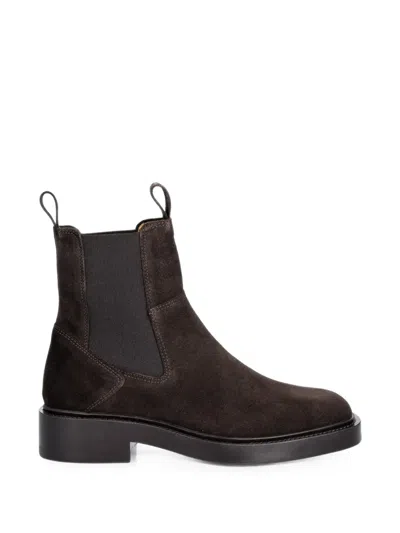 Gant Chelsea Suede Boots In Brown