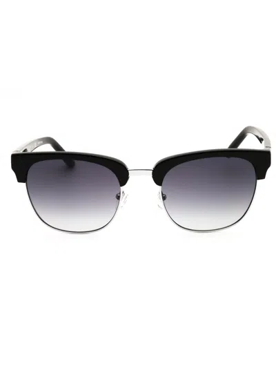Gant Ga7121 Sunglasses In Shiny Black / Gradient Smoke