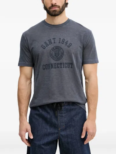 Gant Logo-embroidered Slub-texture T-shirt In Blue
