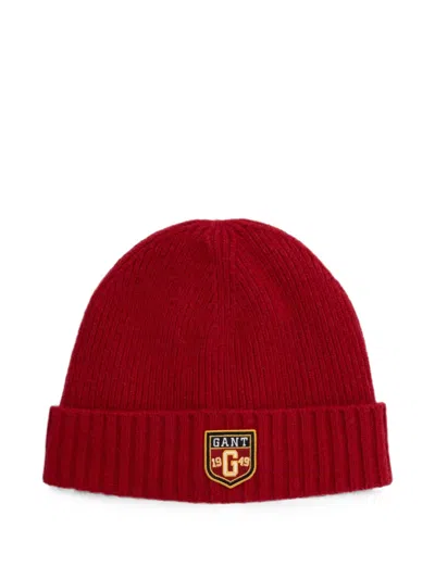 Gant Logo-patch Ribbed-knit Beanie Hat In Red