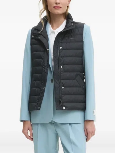 Gant Quilted Button-fastening Vest In Black