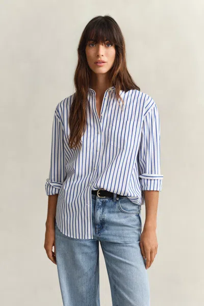 Gant Relaxed Fit Classic Striped Poplin Shirt In Blue
