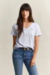 Gant Shield V-neck T-shirt In Blue