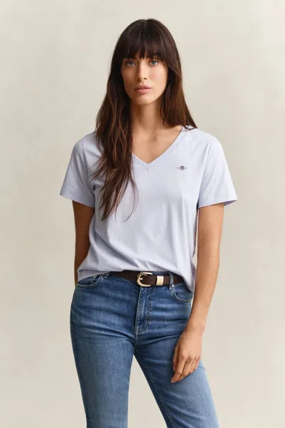 Gant Shield V-neck T-shirt In Blue