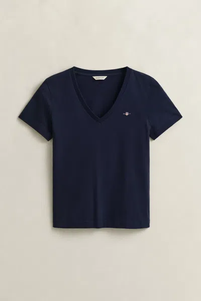 Gant Shield V-neck T-shirt In Blue