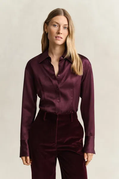 Gant Slim Shirt In Darkened Wine