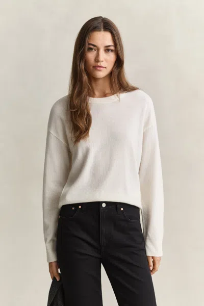 Gant Superfine Lambswool Crew Neck Sweater In White