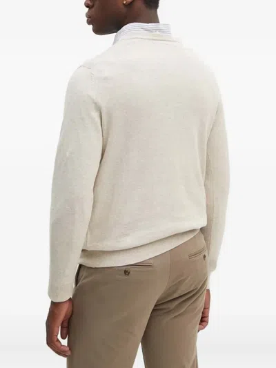 Gant V-neck Logo Sweater In Neutral