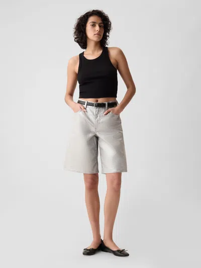 Gap 11.5" Mid Rise Metallic Longline Denim Shorts In Silver