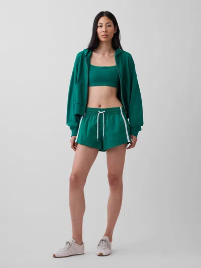 Gap 2.5" Fit Active Shorts