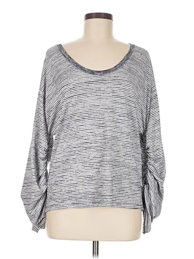 Pre-owned Gap 3/4 Sleeve T-shirt In Gray