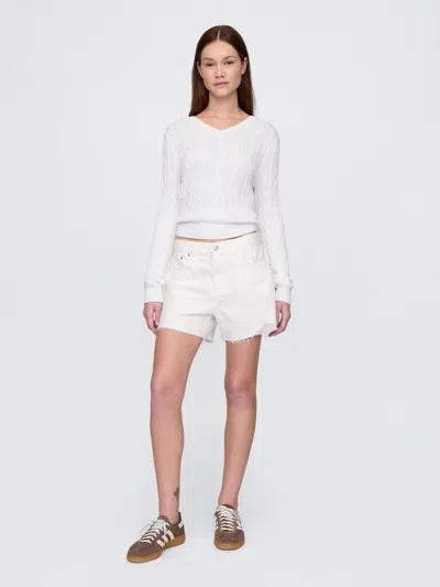 Gap 4" Mid Rise Ultrasoft Relaxed Cutoff Shorts In Off White