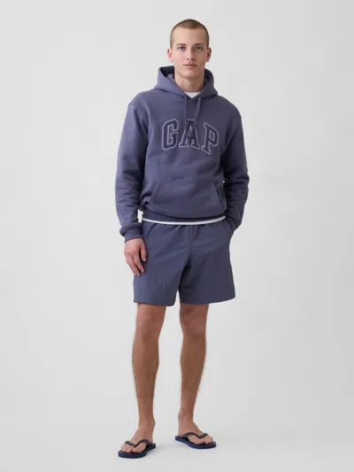 Gap 7.5" Hybrid Shorts In Gray